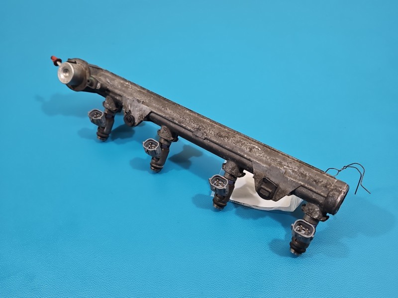 Wtryskiwacz Seat Leon I Toledo II 036133319AL 1.6 16v