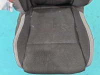 Fotel prawy przód pasażera Opel Astra VI L 5d EUROPA