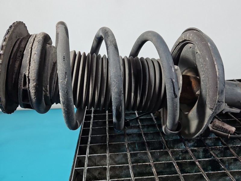 Sprężyna przód przednia Renault Master III 10-24 2.3 DCI