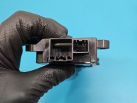 Przełącznik fotela przód prawy / uszkodzony przełącznik przesuwania przód - tył Volvo S90 II 16- 31419580