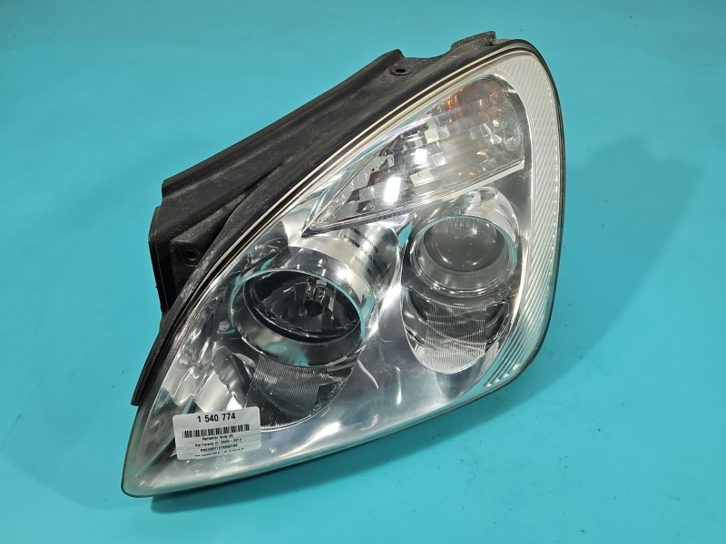 Reflektor lewy lampa przód Kia Carens III 06-13 EUROPA