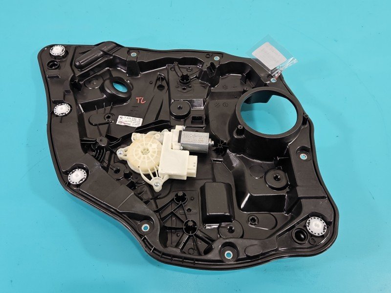 Podnośnik tył lewy BMW G20 8495867, 7432235 sedan