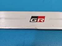 Listwa dekor deski Toyota C-HR I 16-23 67913-YY470, P22330 PRZÓD PRAWA (49 CM)