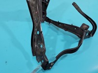 WZMOCNIENIE CZOŁOWE Pas przedni Mercedes W212 212620022