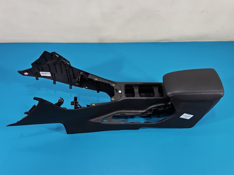 Podłokietnik TUNEL Ford Focus Mk3 EUROPA