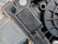 Podnośnik przód lewy Audi A3 8L 8L3837397