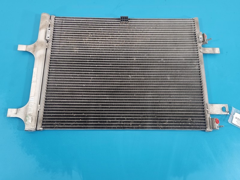 Chłodnica klimatyzacji Peugeot 3008 II 9818195180 1.6 T hybrid4