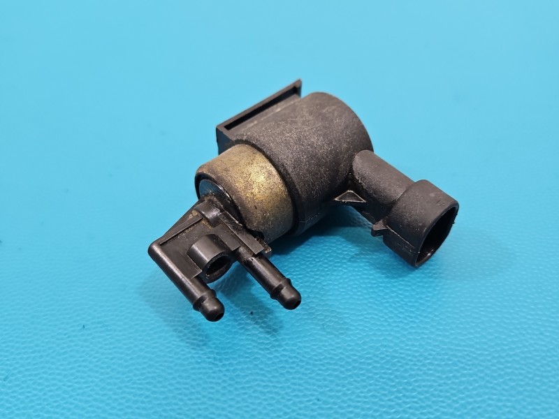 Zawór podciśnienia Opel Vectra C 2.2 dti 24435269