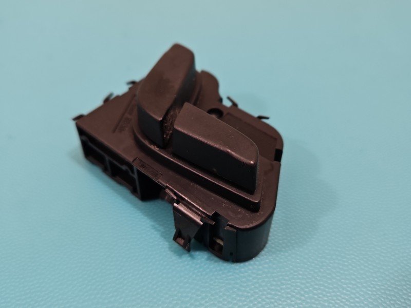 Przełącznik Mercedes, fotela pp Mercedes W213 A2059057903 Przełącznik Mercedes, fotela pp Mercedes W213 A2059057903