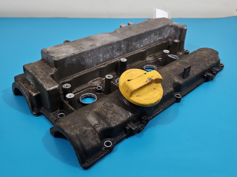 Pokrywa zaworów Opel Zafira A 1.8 16V