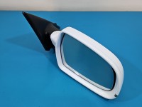 Lusterko prawe Audi A5 8T Europa / Lakier:Ly9c / 10pin / składane elektrycznie / delikatne rysy na obudowie europa