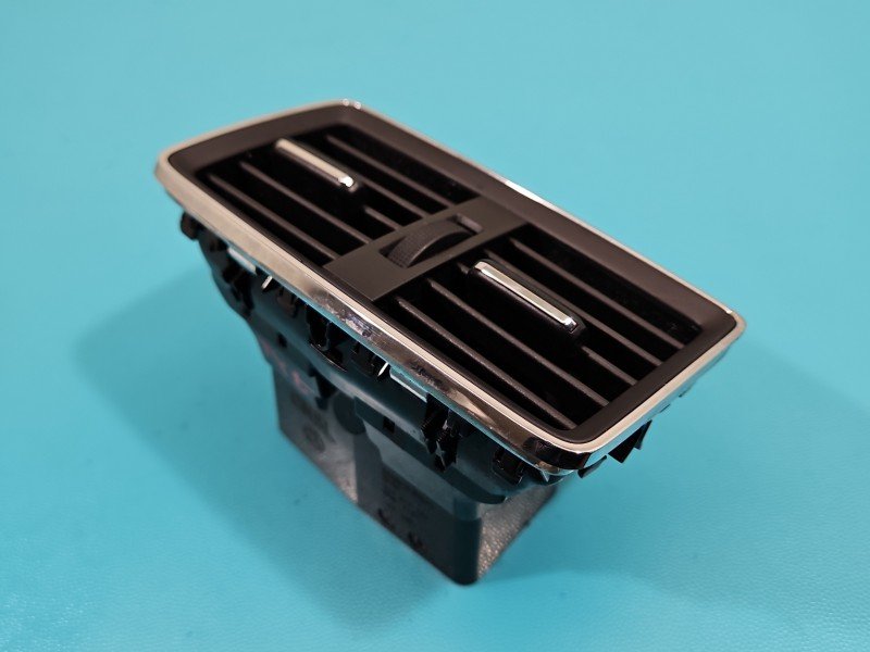 Kratka nawiewu Skoda Karoq 565819203A Kratka nawiewu Skoda Karoq 565819203A