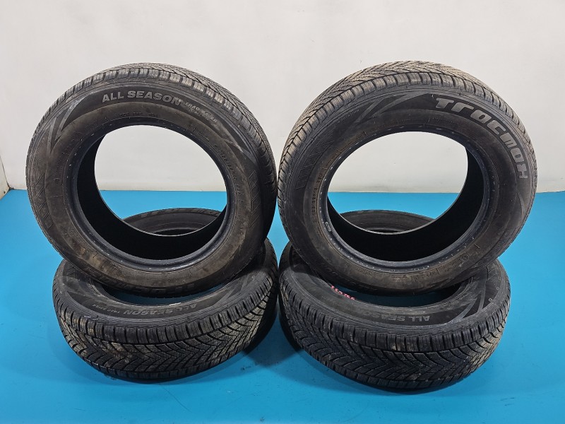 4x TRACMAX ALL SEASON TRAC SAVER X-PRIVILO 195/65/R15 95H 2023R BIEŻNIK 6,8MM