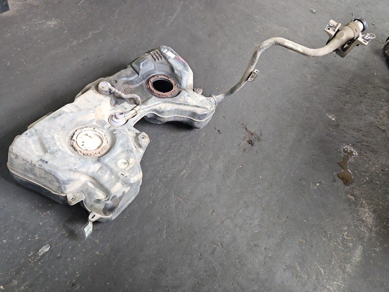 Zbiornik paliwa bak Vw Tiguan I 07- 2.0 TDI (Cba)