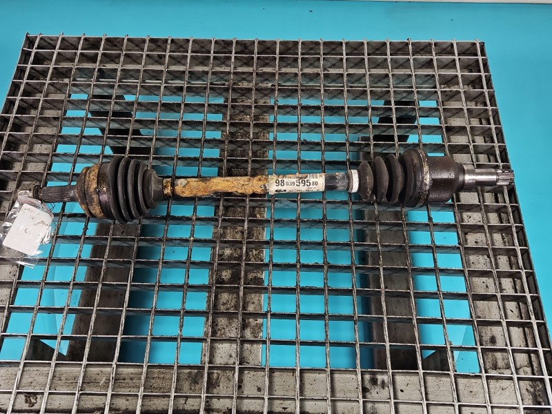 Półoś przód lewa Peugeot 208 I 1.4 hdi manual