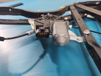 Podnośnik przód prawy SZYBY WINDA Audi A3 8L Producent części: Audi, 3 DRZWI 3d HB