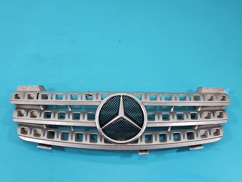 Atrapa grill Mercedes ML W164 Atrapa grill Mercedes ML W164