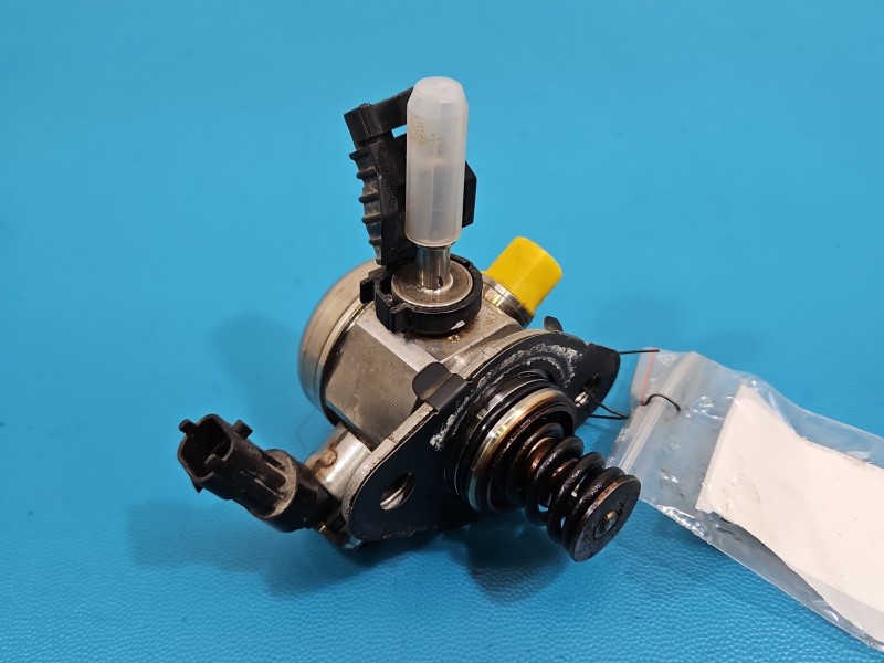 pompka Pompa paliwa Hyundai Santa Fe III 12–18 2.4 GDI 35320-2GGA0, 0261520202