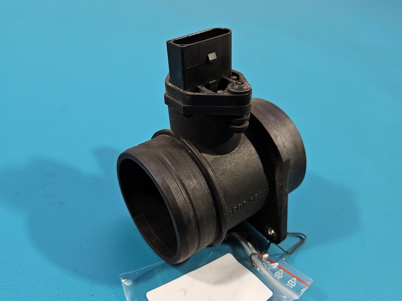 Przepływomierz Vw New Beetle 98- 2.0 8V 0280218002