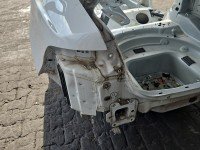 Błotnik tył lewy Jaguar XE X760 ćwiartka biały LRC NER polaris white