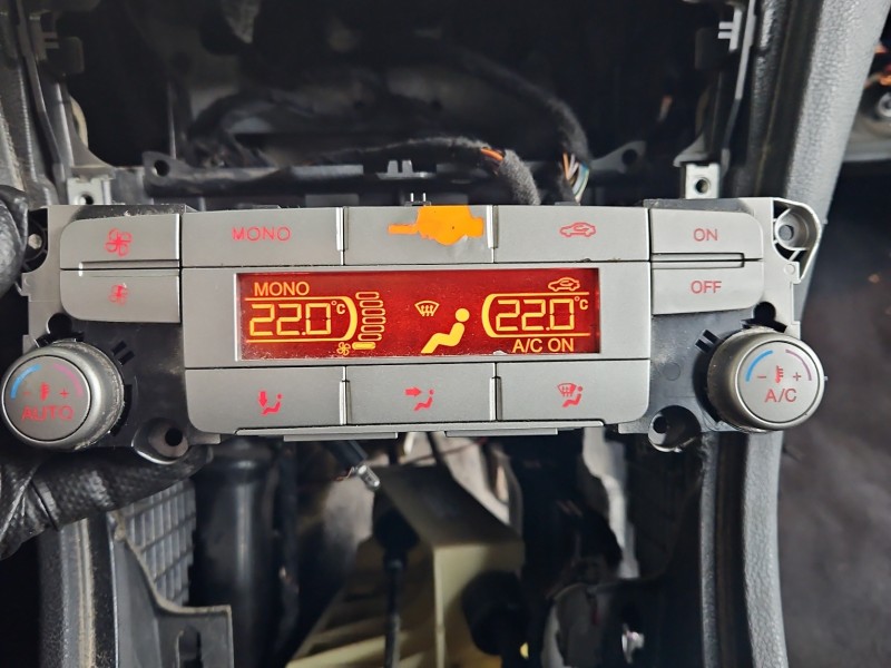 Konsola panel nawiewu Ford Mondeo Mk4 7S7T18C612AF