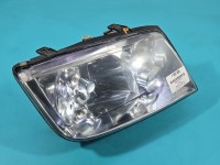 Reflektor prawy lampa przód Vw Bora EUROPA