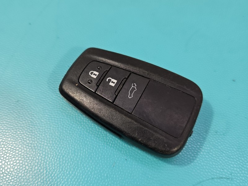 PILOT KLUCZYK Toyota Rav4 V MR15125