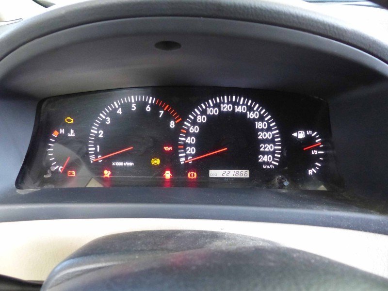 Licznik Toyota Corolla Verso I 1.8 vvti EUROPA