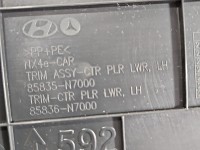 Osłona ZAŚLEPKA PLASTIK POSZYCIE OSŁONA SŁUPKA ŚRODKOWEGO LEWA 85835-N7000 Hyundai Tucson IV 20- 85835-N7000