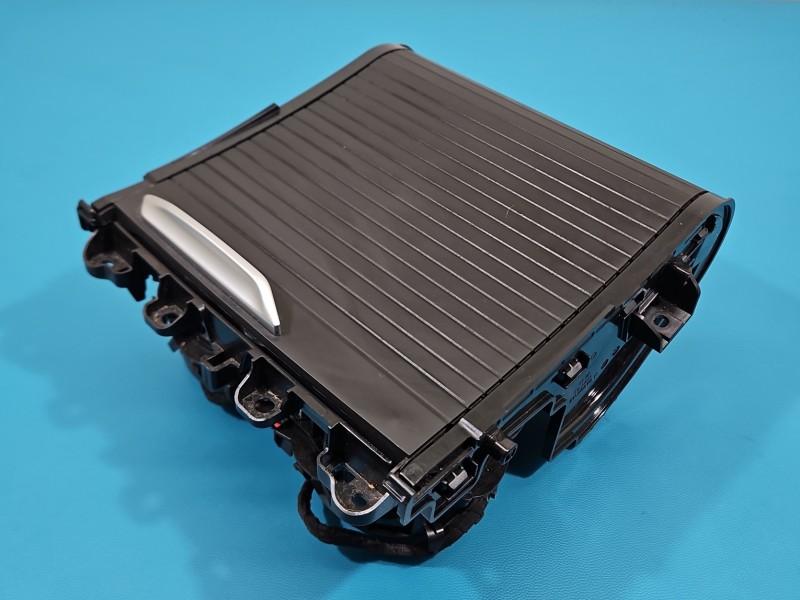 Uchwyt na napoje kubek CUP HOLDER BMW iX3 G08 119164