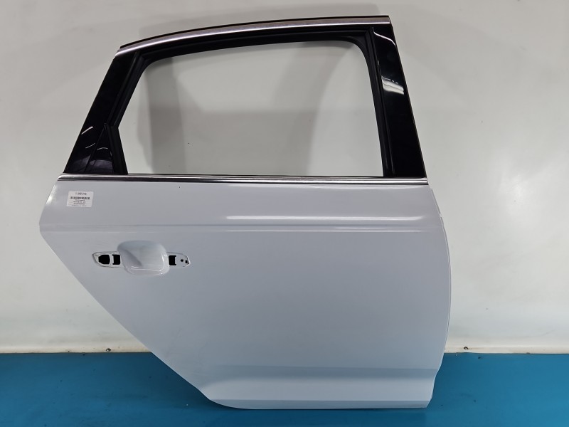 Drzwi tył prawe Audi A4 B9 sedan 4d LS9R