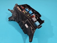 Skrzynka bezpieczników Toyota Rav4 III 05-