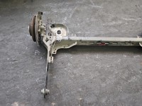 Tylna belka oś tył Renault Trafic III 2.0 dci