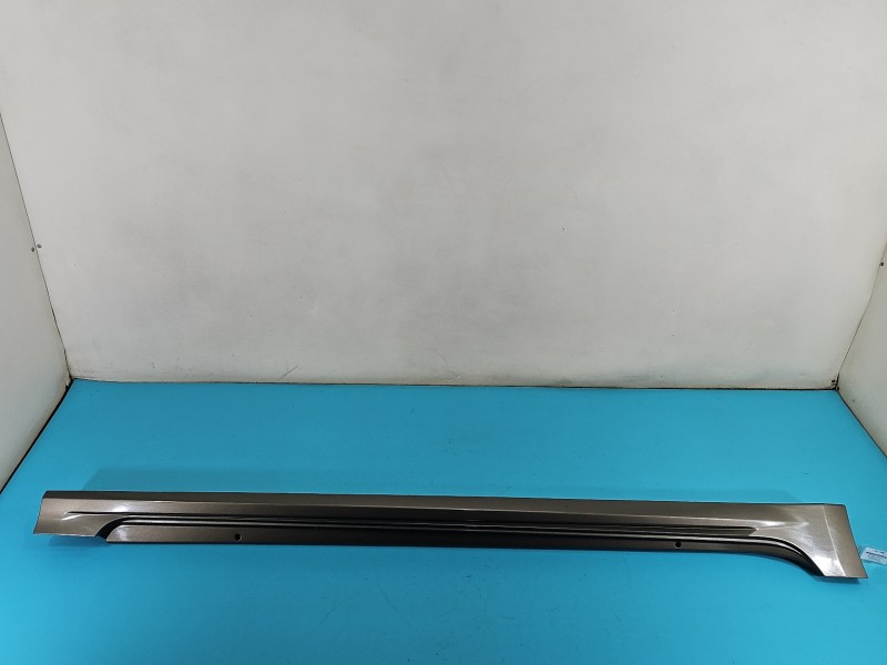 Listwa progowa prawa PRÓG NAKŁADKA Toyota Corolla E21 19- 75850-02230