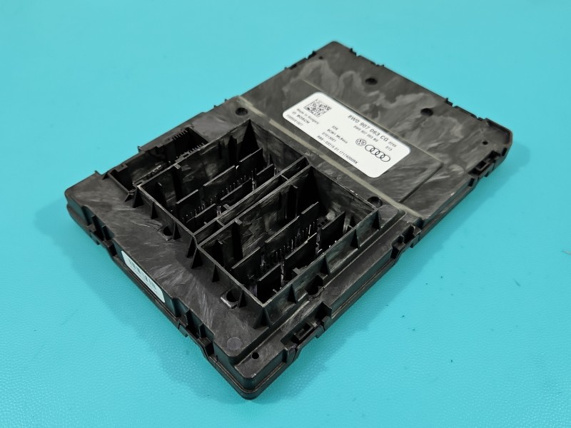 Sterownik moduł komfortu Audi A5 F5 8W0907063CG Audi OE