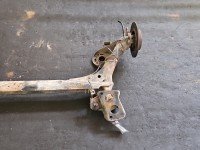 Tylna belka oś tył Audi A3 8L 1.8 T Tylna belka oś tył Audi A3 8L 1.8 T