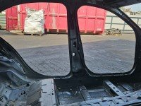 Próg lewy SŁUPEK ŚRODKOWY B Mercedes W205 sedan 4d czarny 197