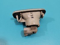 Kierunkowskaz przód prawy świateł Toyota Land Cruiser J200 07- 81520-37050