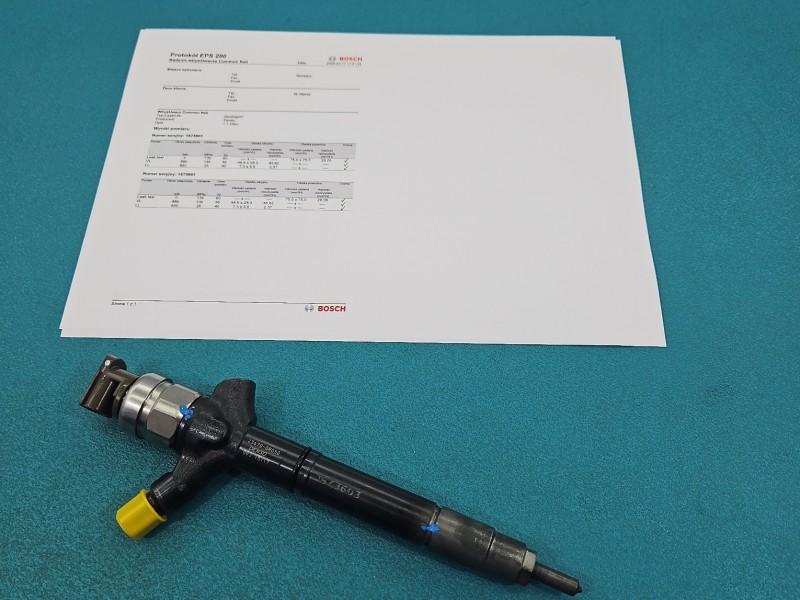Wtryskiwacz listwa wtryskowa 23670-0R050 Toyota Avensis II T25 2.0 D4D 126KM