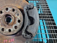 Zacisk przód prawy Skoda Octavia IV 2.0 TDI