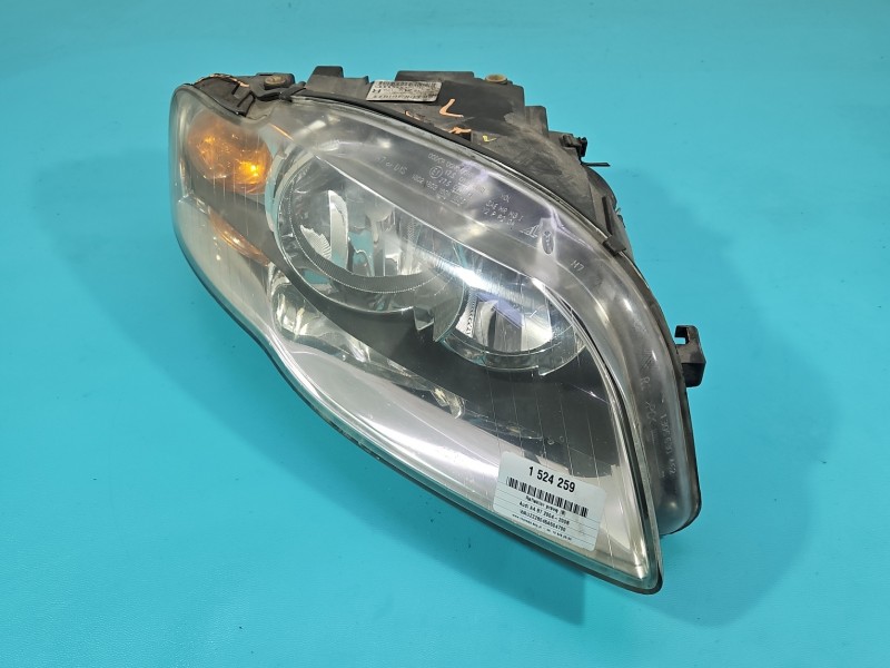 Reflektor prawy lampa przód Audi A4 B7 EUROPA