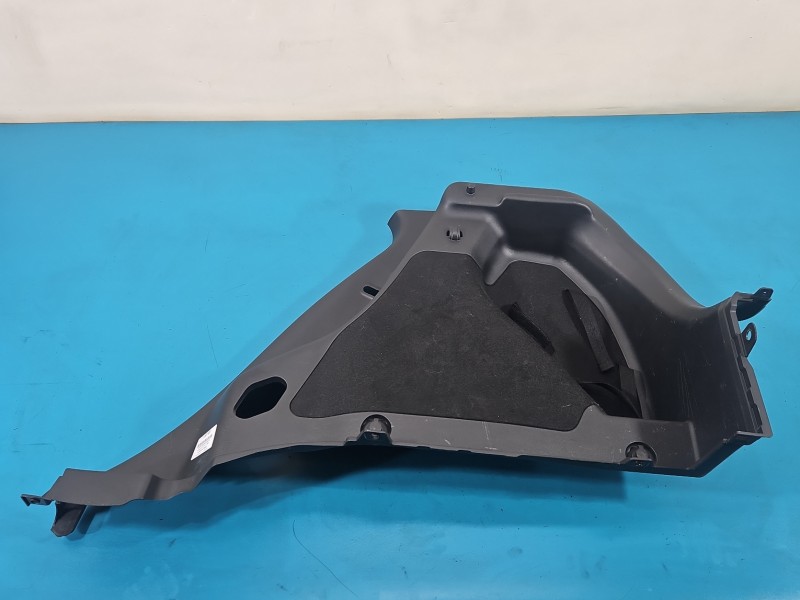 Tapicerka bagażnika prawa boczek HYUNDAI i20 II 14-20 85740-C8000