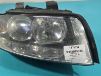 Reflektor prawy lampa przód Audi A4 B6 EUROPA 8E0941004G