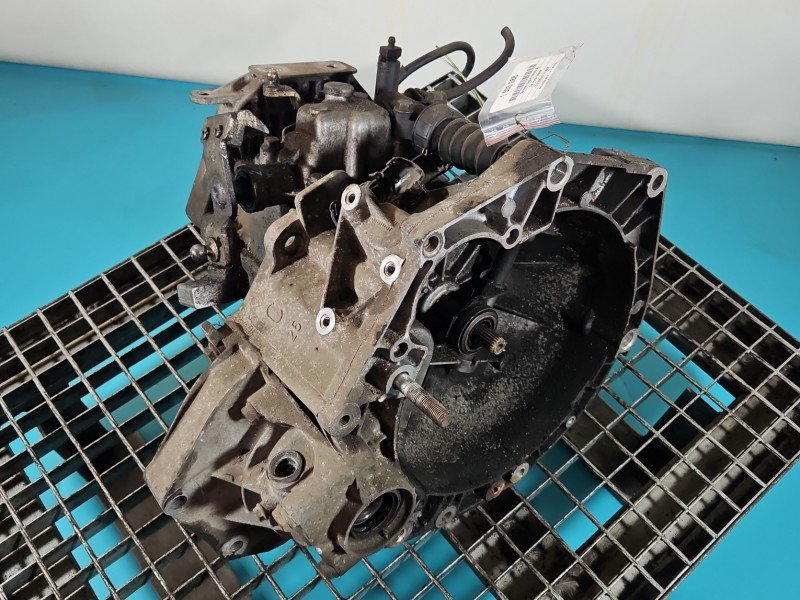 Skrzynia biegów Fiat Grande Punto 1.2 8V wiel Skrzynia biegów Fiat Grande Punto 1.2 8V wiel