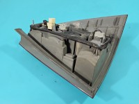 Lampa tył lewa Toyota Corolla E12 kombi 04-07 PO LIFCIE KOMBI Z LISTWĄ ŻARÓWKOWĄ FARBA EUROPA