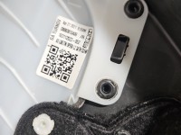 Tapicerka drzwi tył lewa boczek Skoda Octavia IV 5E6867211