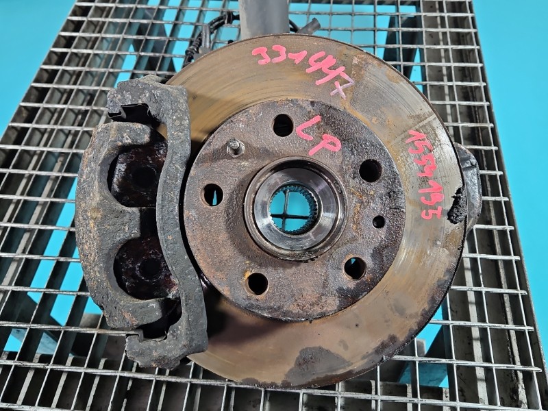 Zwrotnica lewa piasta przód 2.3 jtd Fiat Ducato IV