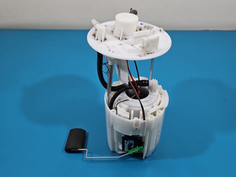 pompka Pompa paliwa Kia Rio IV 16-23 1.2 16V 31110-H8300 Producent części: KIA, 4 PIN