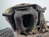 Zacisk przód prawy Peugeot 407 2.0 hdi