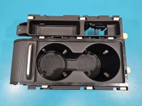 Uchwyt na napoje kubek CUP HOLDER Vw Passat B8 3G0862531C